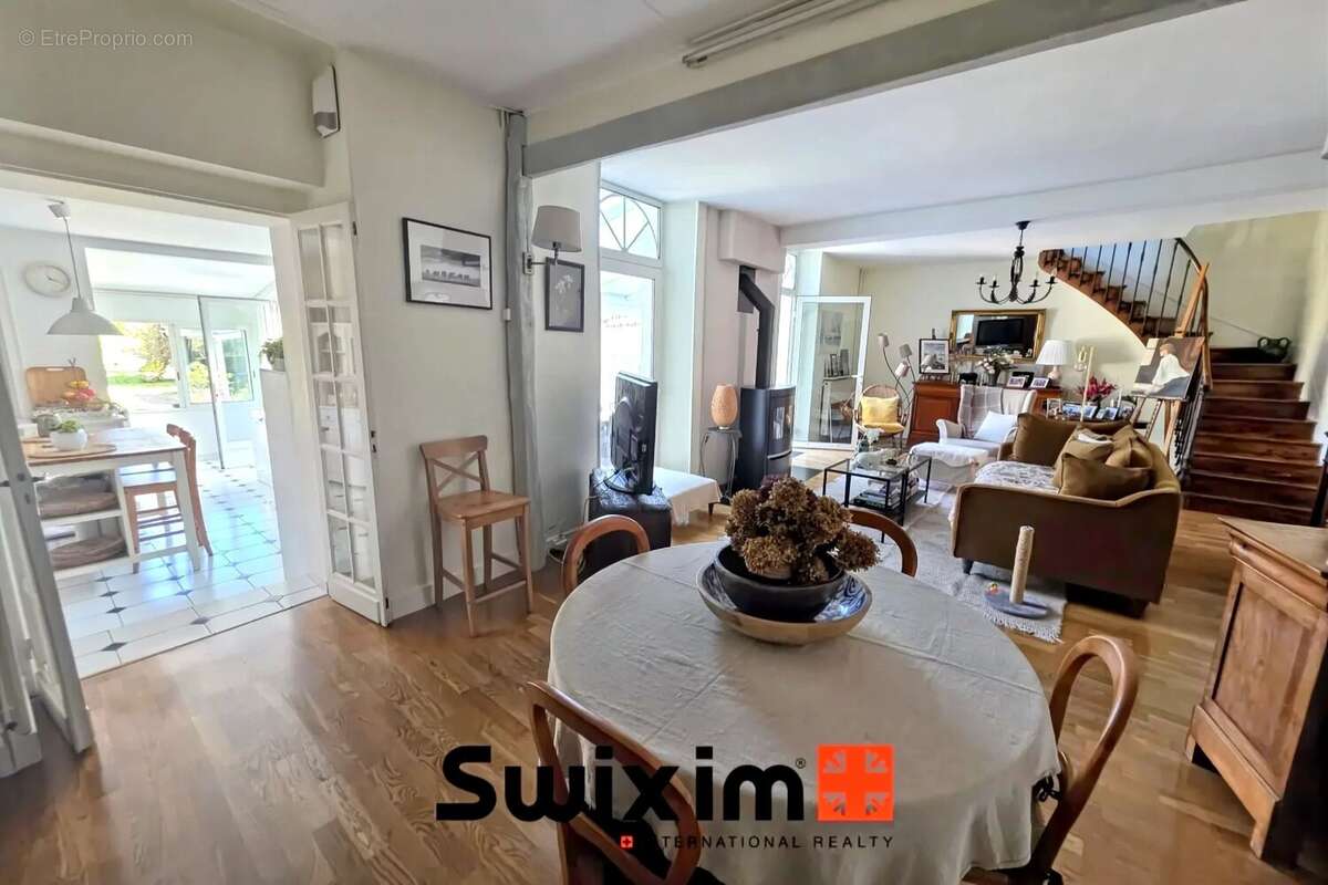 Maison à SAINT-LAURENT-MEDOC