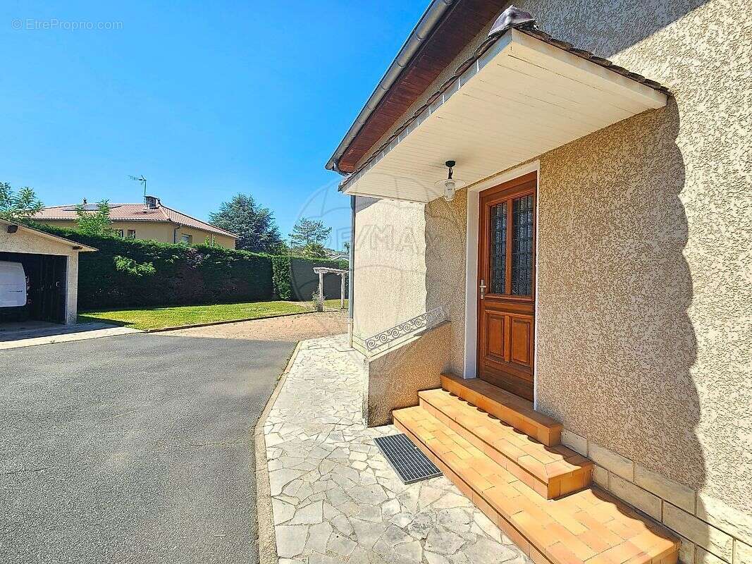 Maison à CHAZAY-D'AZERGUES