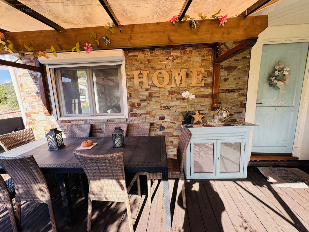 Maison à BORMES-LES-MIMOSAS