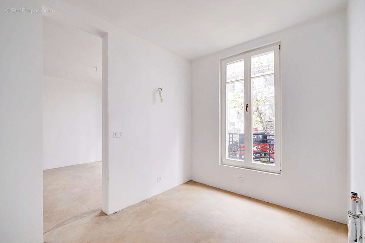 Appartement à PARIS-18E