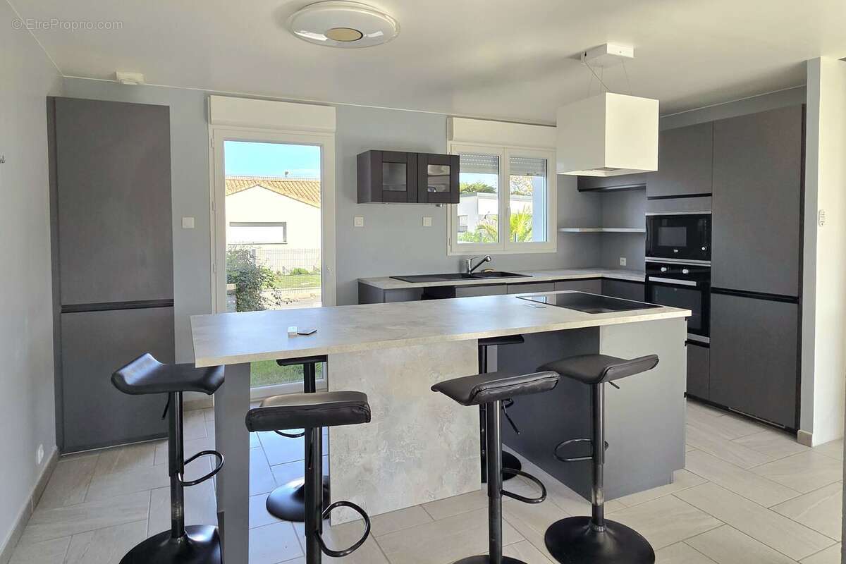 Maison à SAINT-MICHEL-CHEF-CHEF