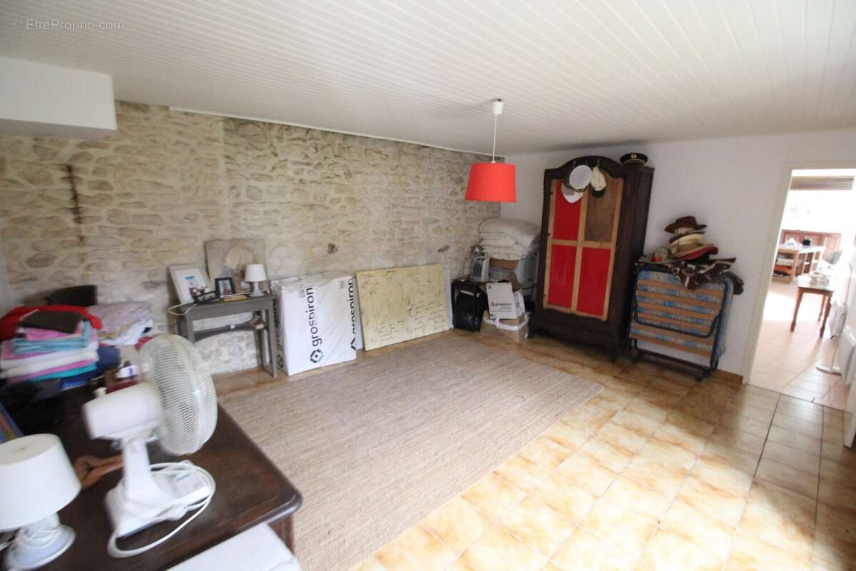 Maison à CHASSIECQ