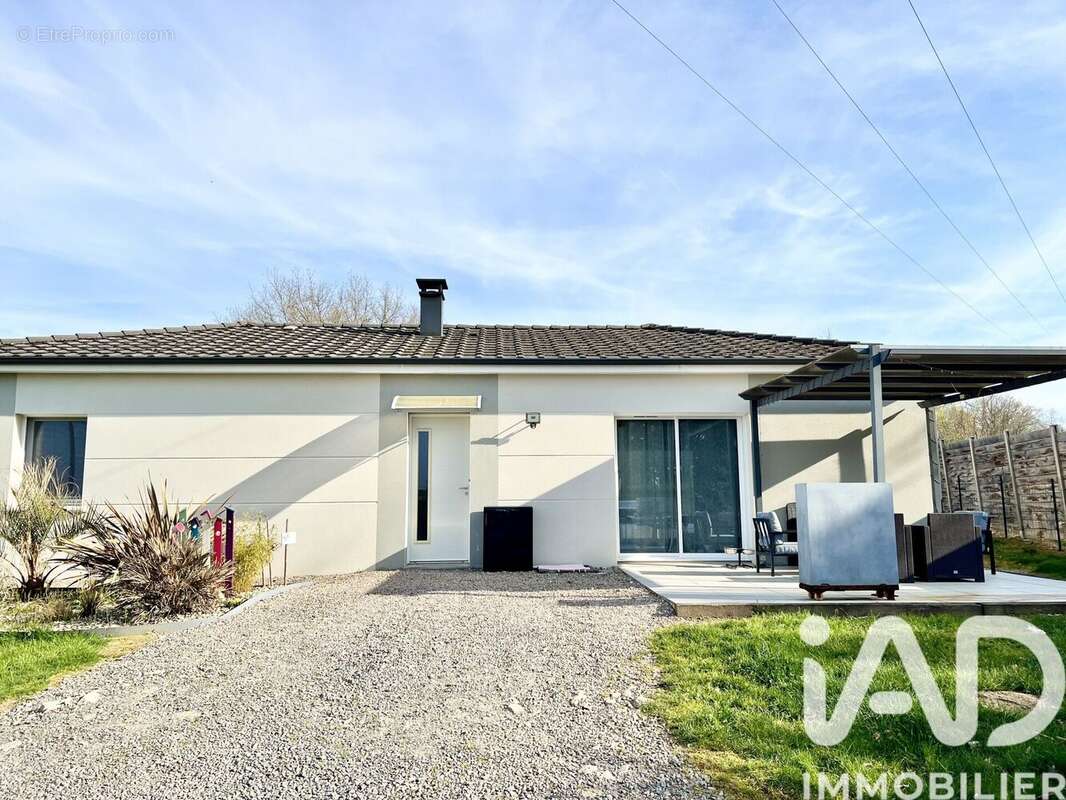 Photo 2 - Maison à BOSMIE-L'AIGUILLE