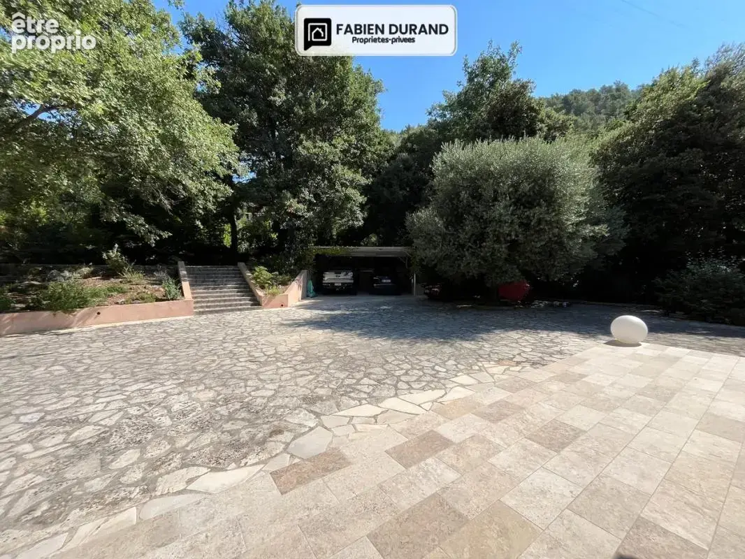 VILLA Familiale de 204 m² pensée pour votre bien être - photo 9