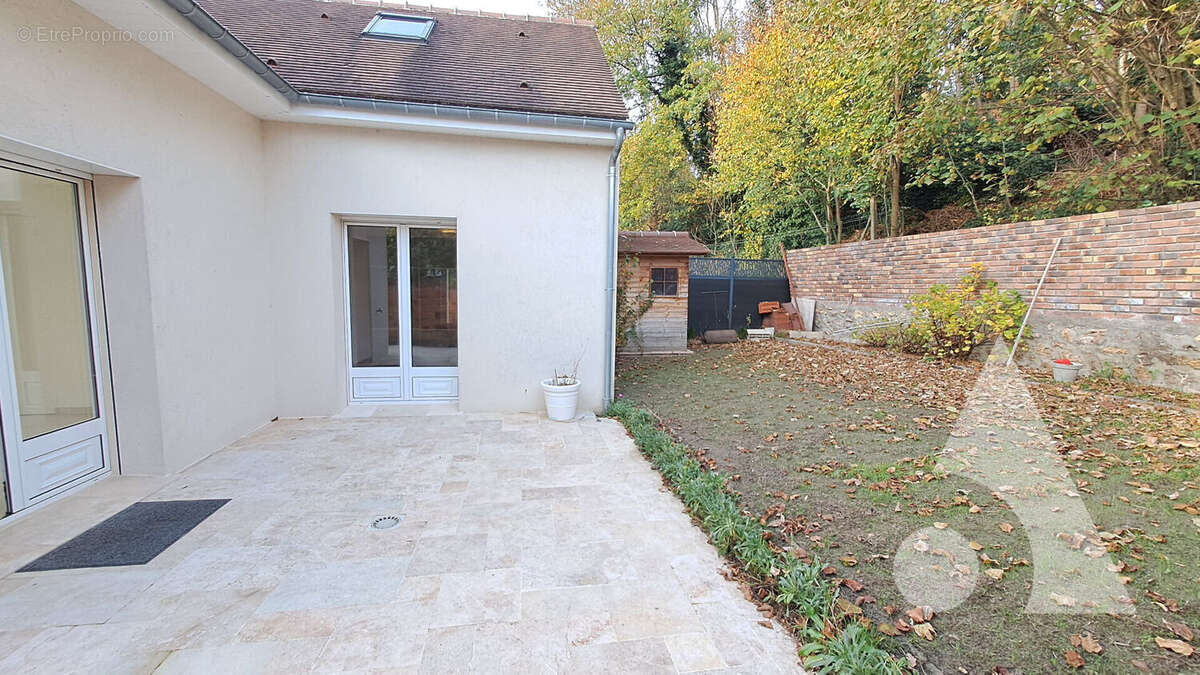 Maison à SAINT-REMY-LES-CHEVREUSE