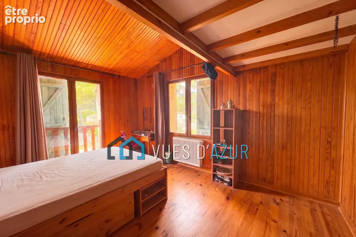 Maison 99 pièces 140 m² à vendre à Le Rouret (06650) - photo 6