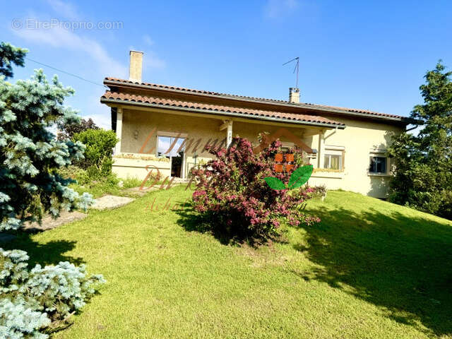 Maison à CHANAS