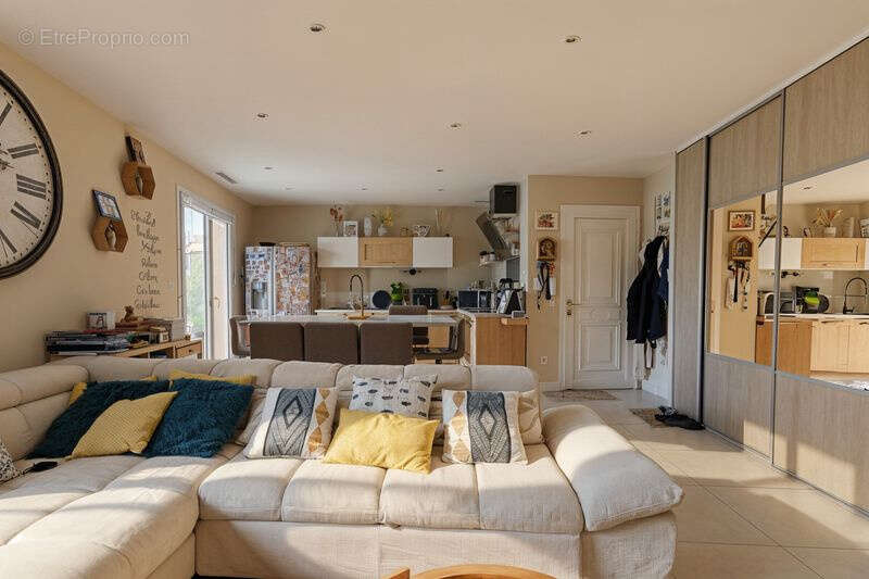 Appartement à TOUSSIEU