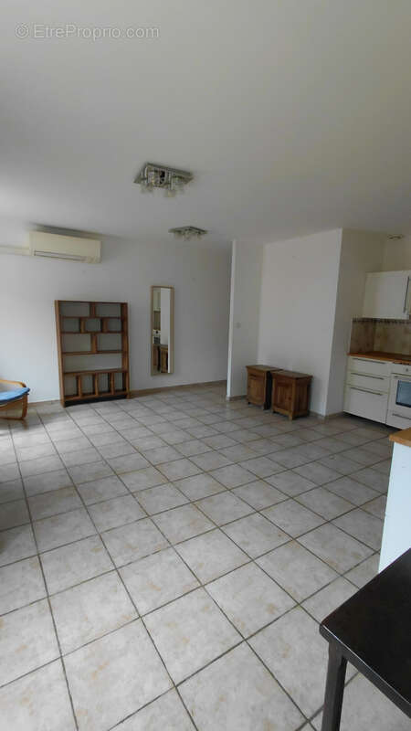 Appartement à PIERRELATTE