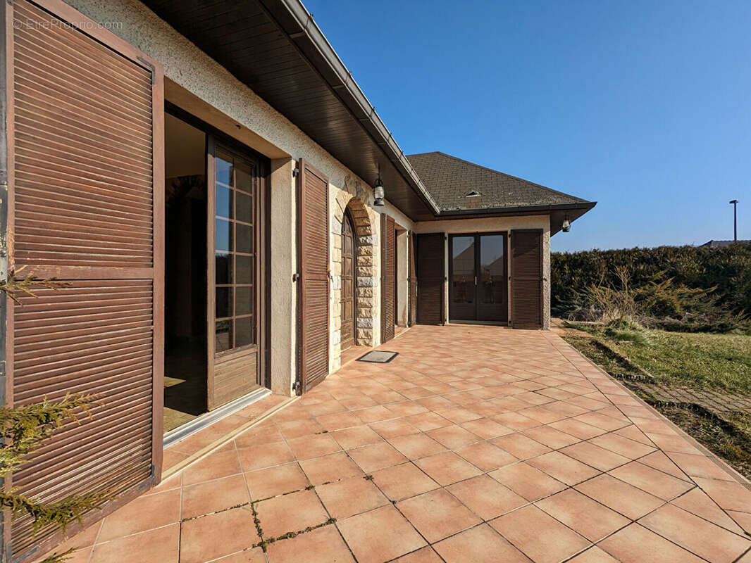 Maison à MAGNY-SUR-TILLE