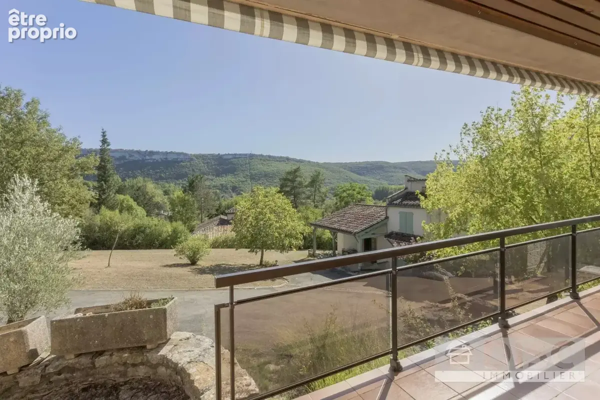 Belle propriété avec piscine et dépendance et vues à distance de marche de Saint-Antonin-Noble-Val - photo 28