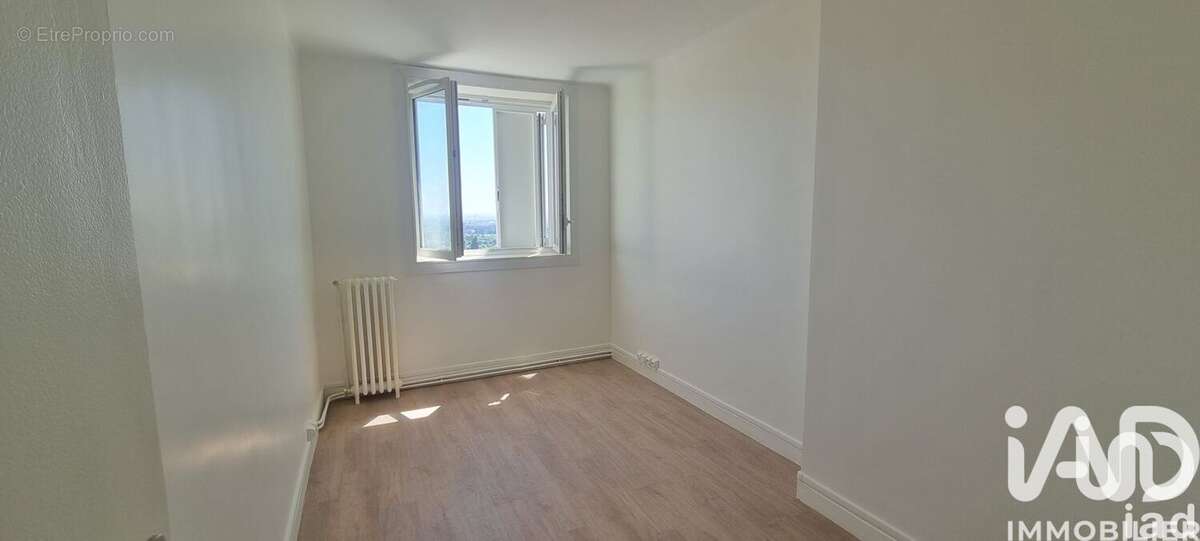 Photo 4 - Appartement à VILLIERS-LE-BEL