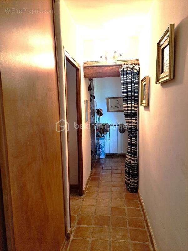 Maison à SAINT-BAUZILLE-DE-MONTMEL