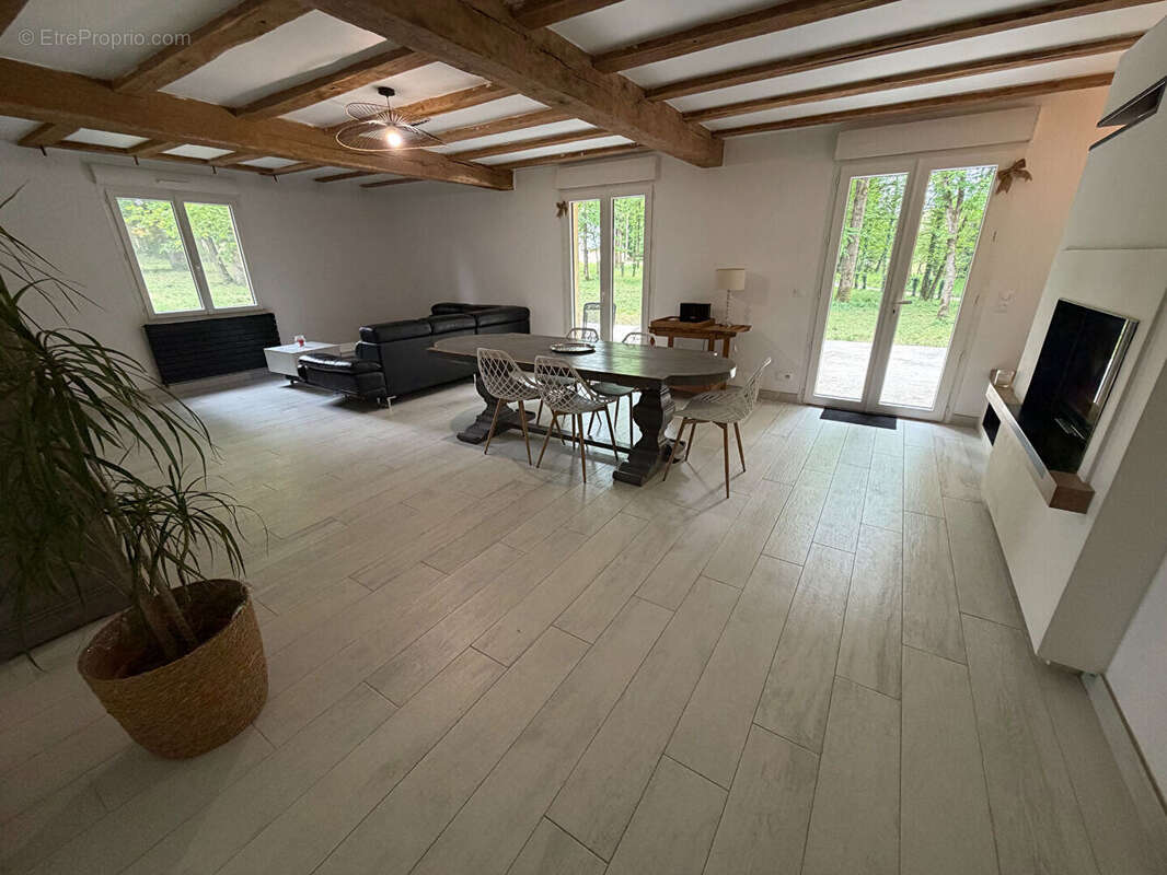 Maison à SAINT-AUGUSTIN-DES-BOIS