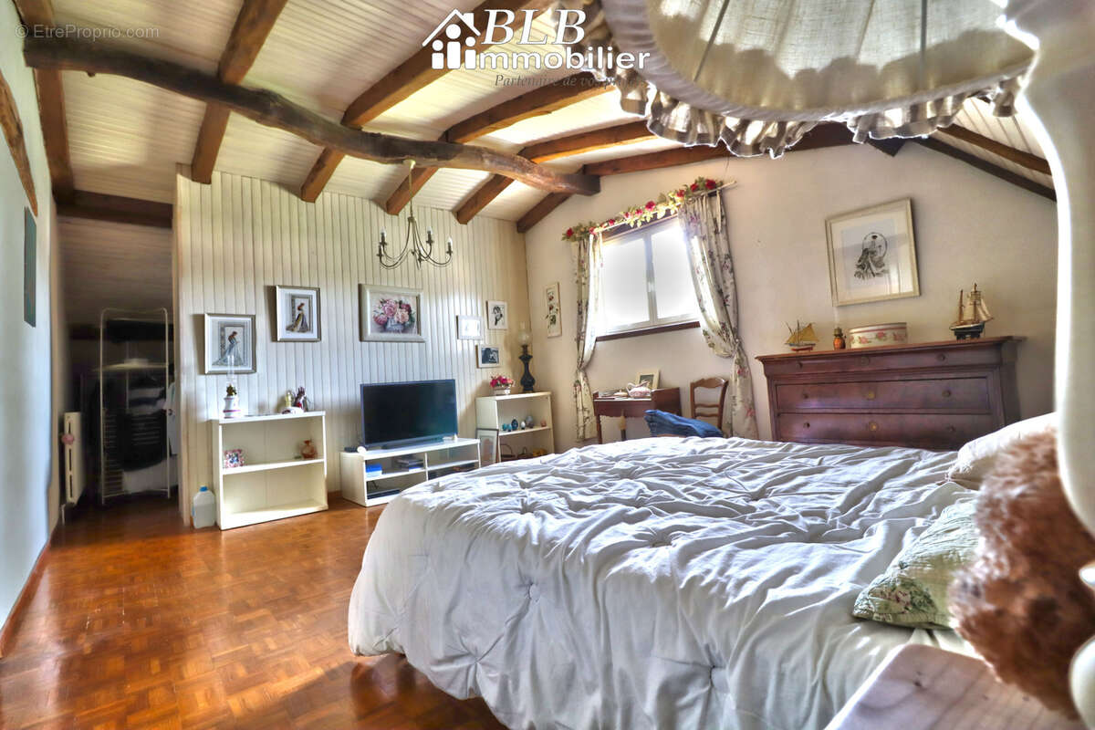 Maison à LE PERRAY-EN-YVELINES