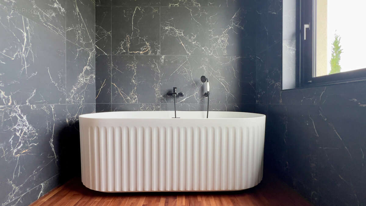 Maison à FONTAINE-LES-DIJON