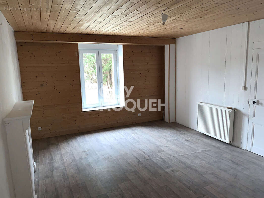 Maison à LA CHAPELLE-NEUVE