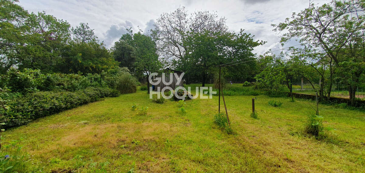 Maison à OUZOUER-LE-MARCHE