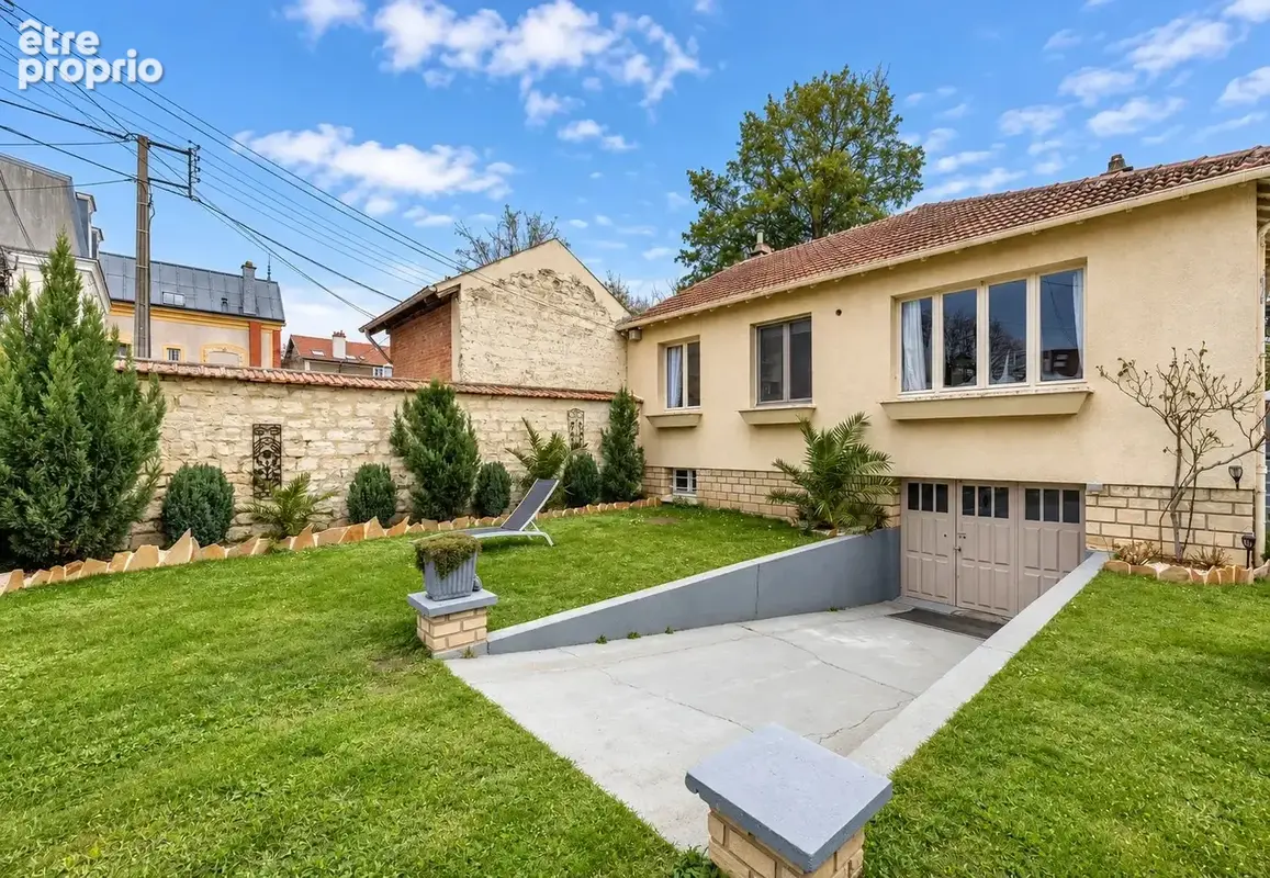 Bas de chatou - maison de 74 m² - gros potentiel - terrain 634 m² - photo 1
