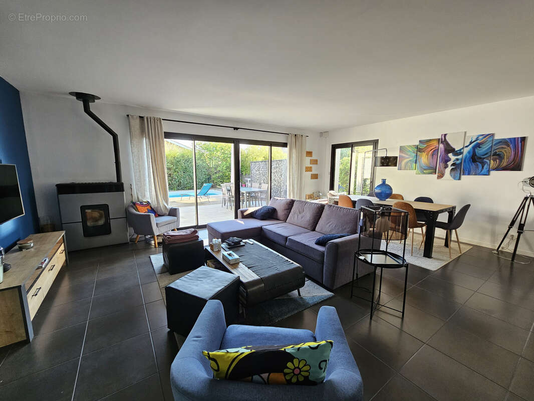 Maison familiale avec piscine à Avensan - photo 6