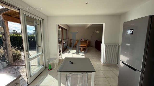 Maison à PORTES-LES-VALENCE