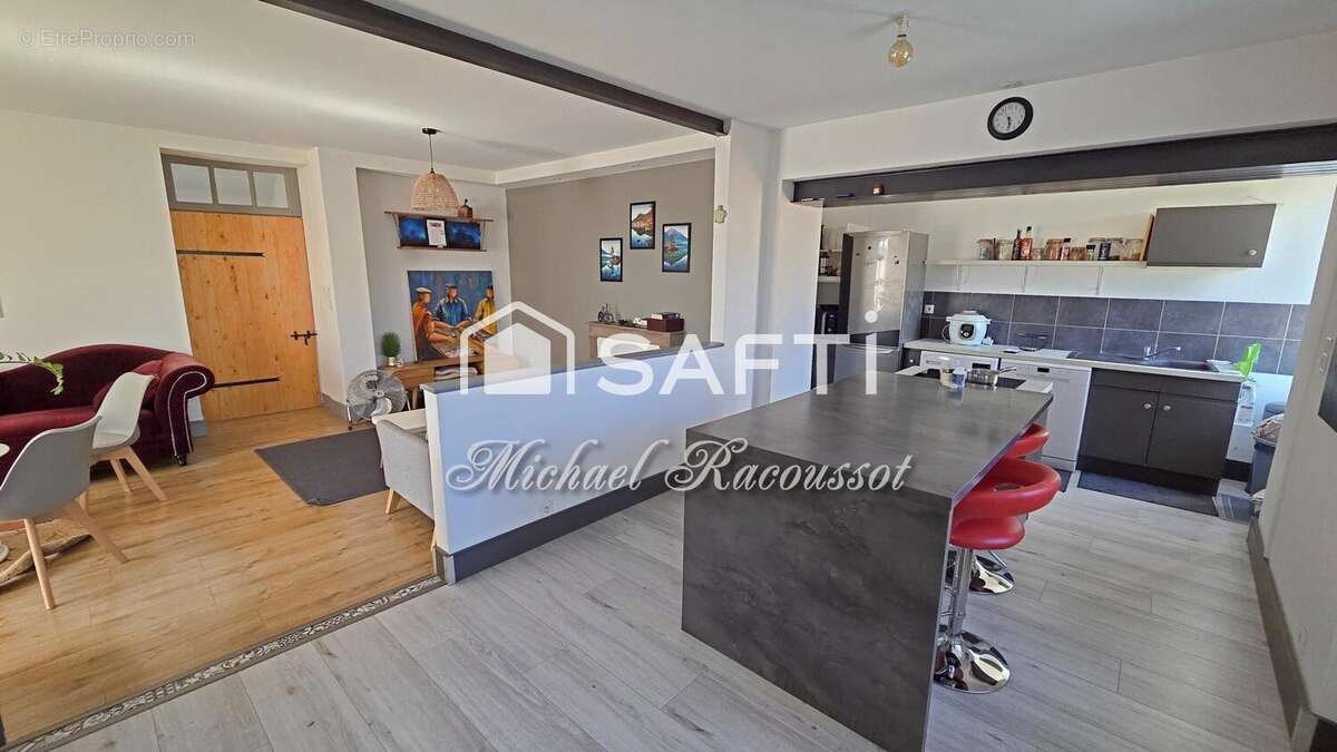 Maison 110 m² à Marcilly-Les-Buxy  - photo 2