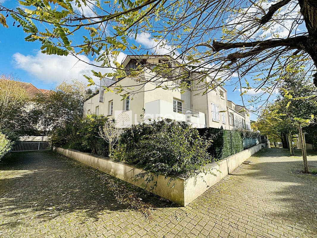 Appartement à CHESSY