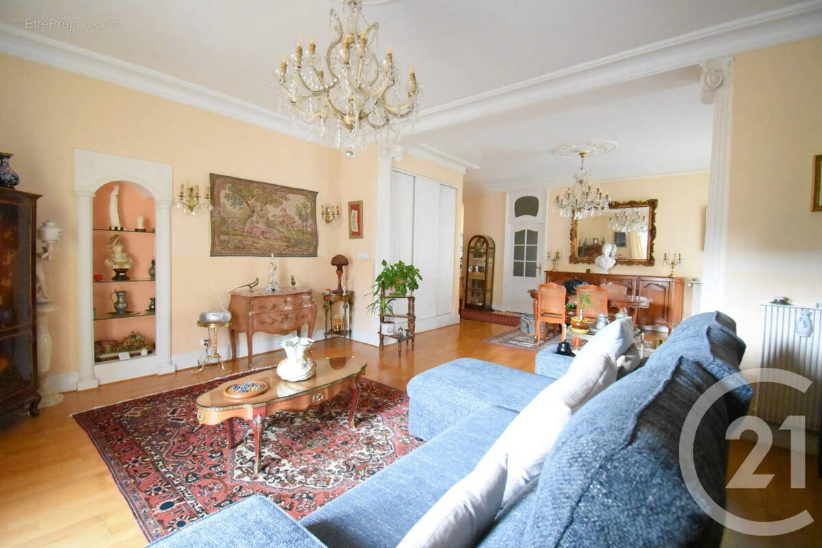 Appartement à VICHY