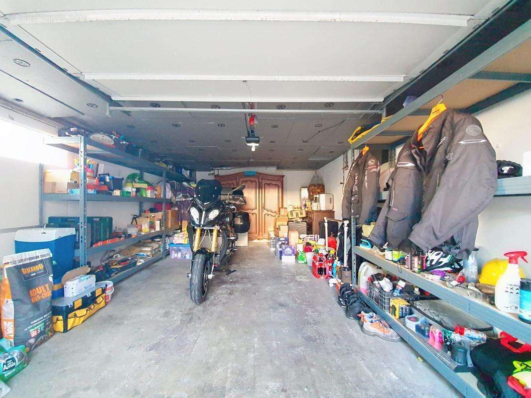 Maison à VILLENEUVE-DE-LA-RAHO