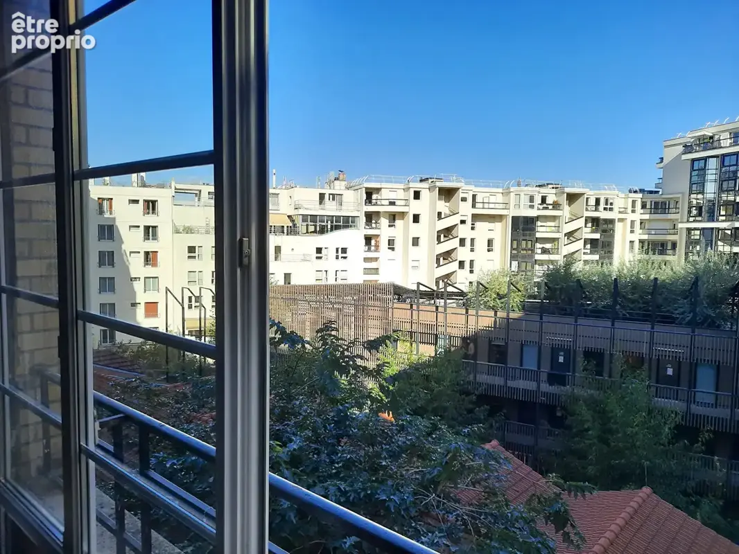 Appartement à PARIS-15E
