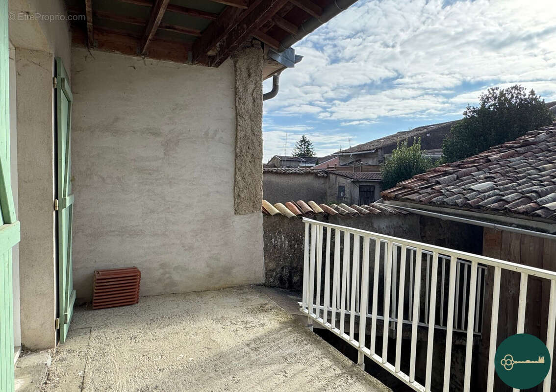 Maison à LUCEY