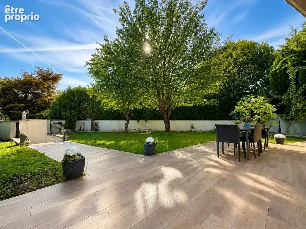 Maison de 6 pièces de 117 m² à Saint-Brice-sous-Forêt - photo 3