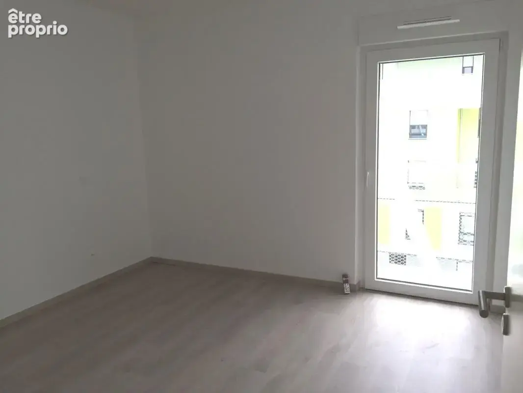 Appartement À Vendre - photo 3
