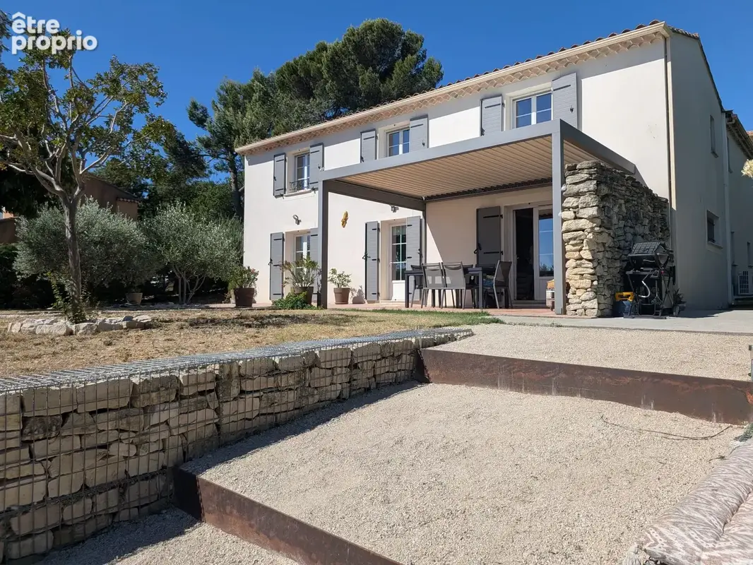 Maison à CHATEAUNEUF-DE-GADAGNE