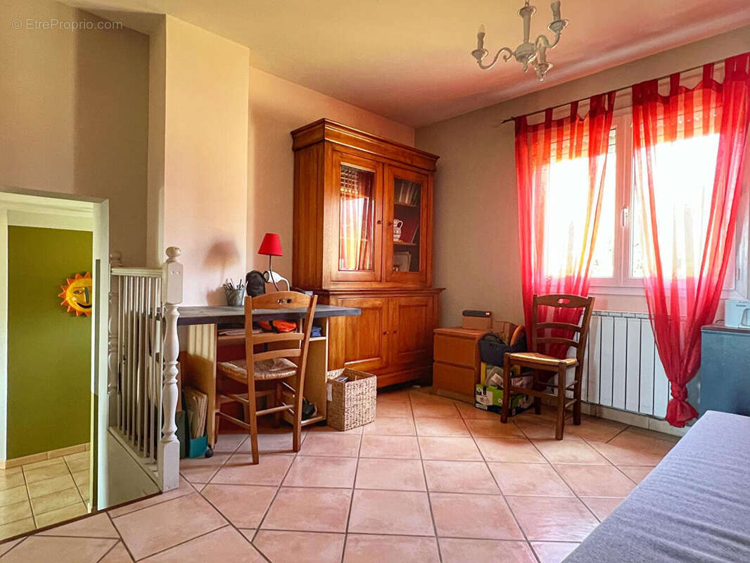 Maison à MONTRABE