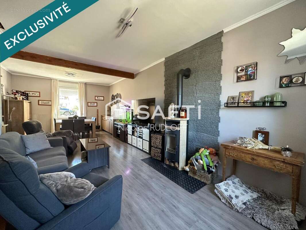 Maison 132 m² à Crusnes  - photo 2