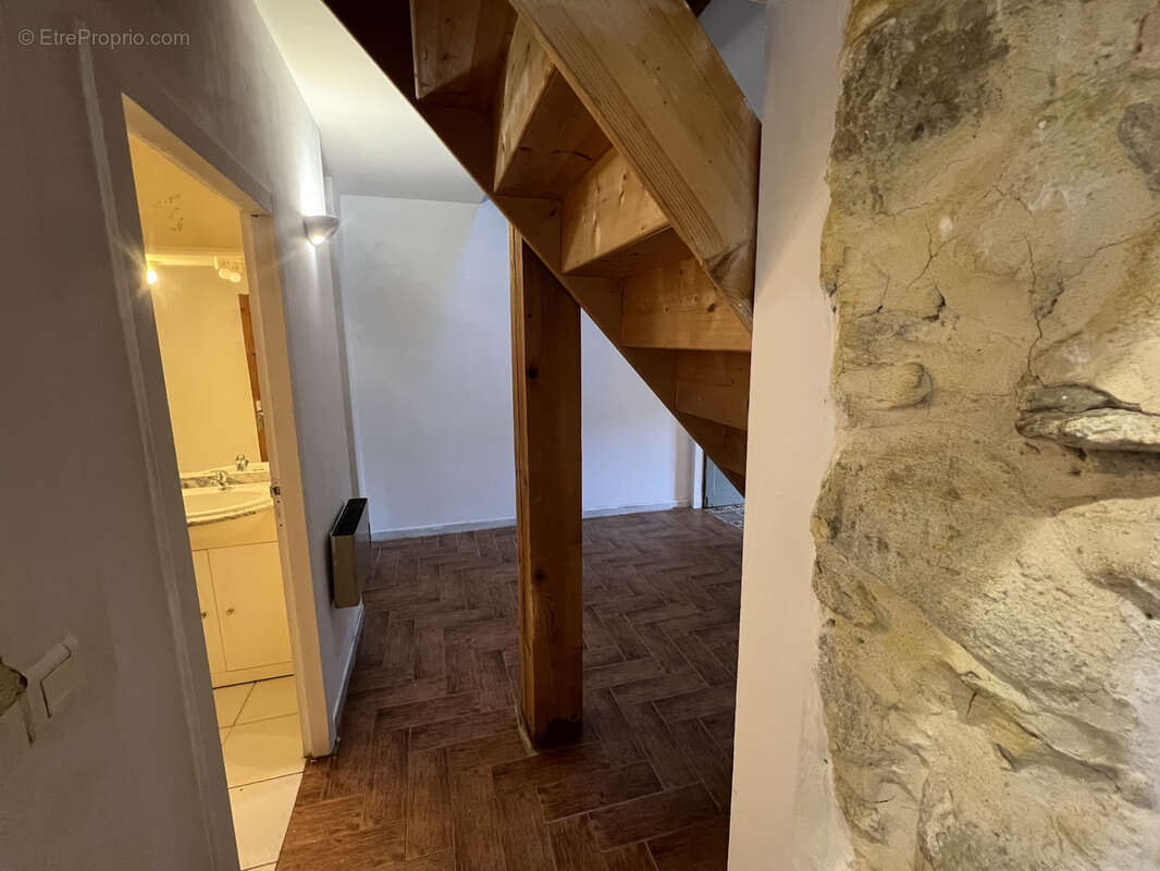 Appartement à VAISON-LA-ROMAINE