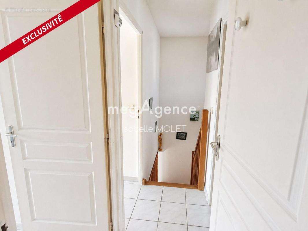 Maison 4 pièces avec jardin, garage et parking - photo 8