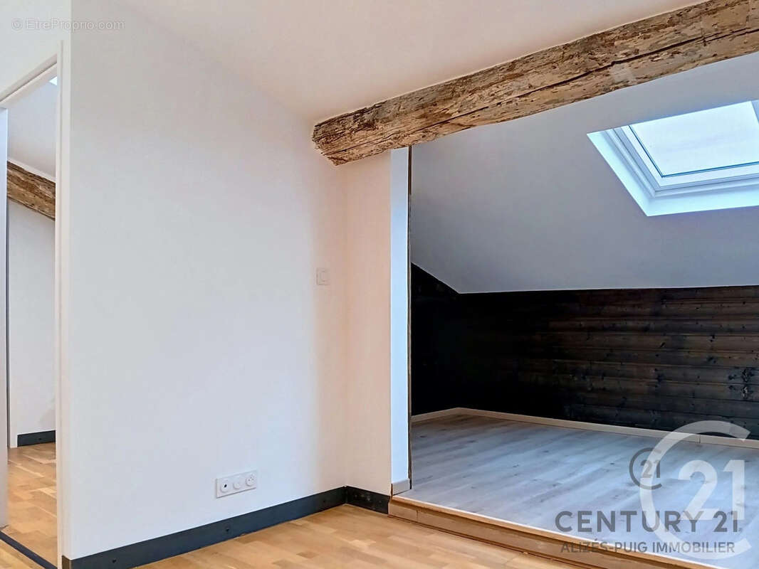 Appartement 105 m² à Sete  - photo 9