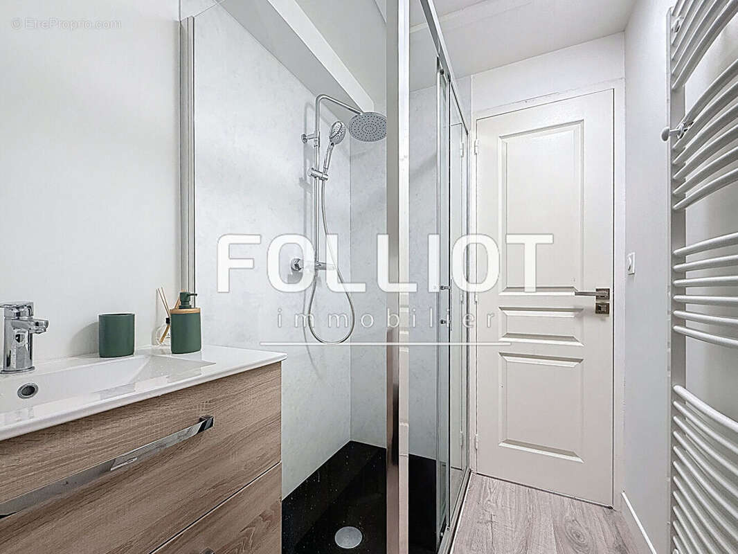 Maison à LES MOITIERS-D&#039;ALLONNE