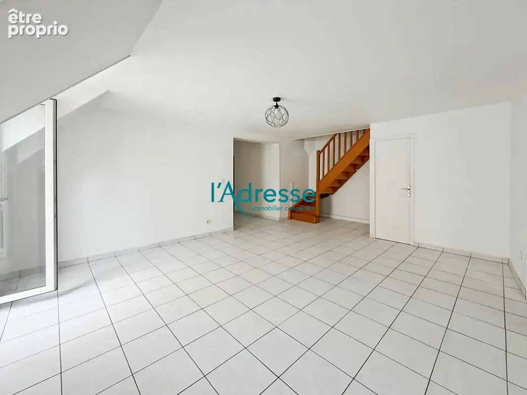 Appartement duplex 79m² 3 chambres Coeur de ville Aubergenville - photo 5