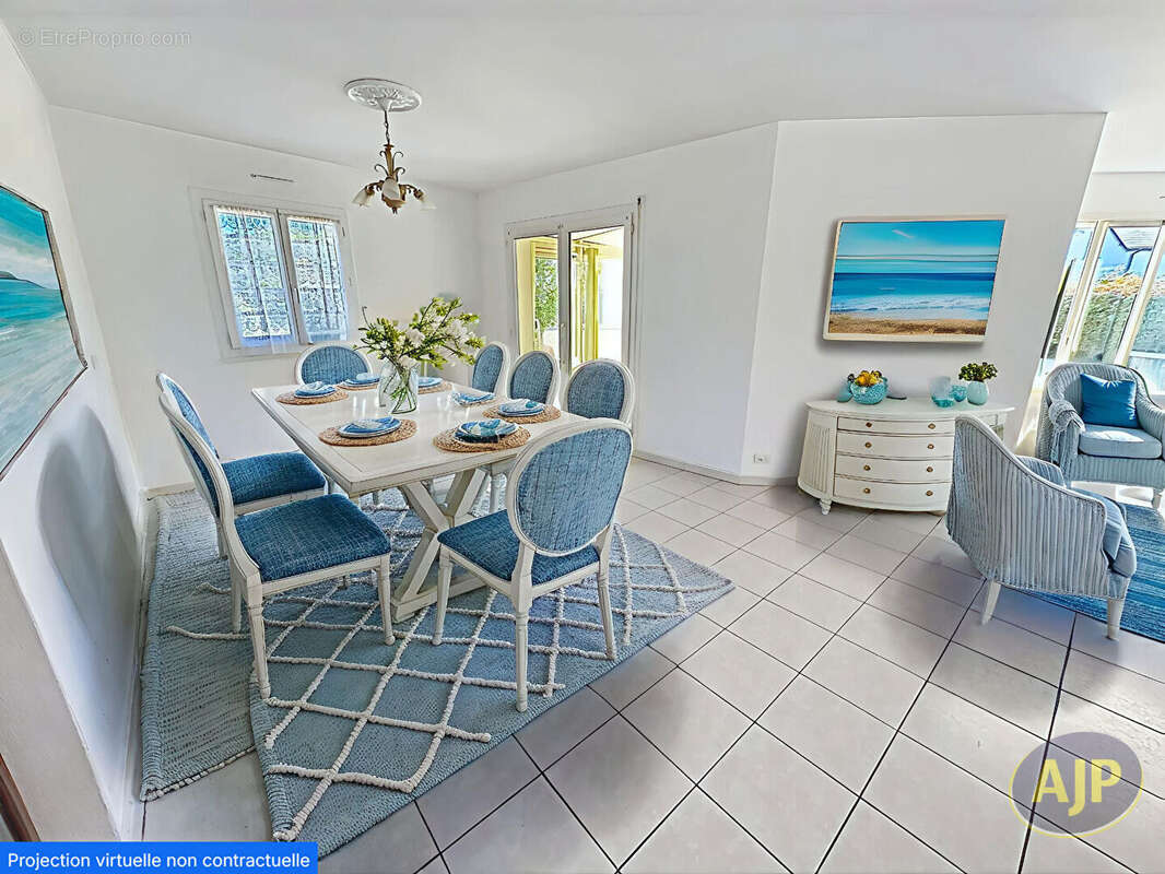 Maison à LE POULIGUEN