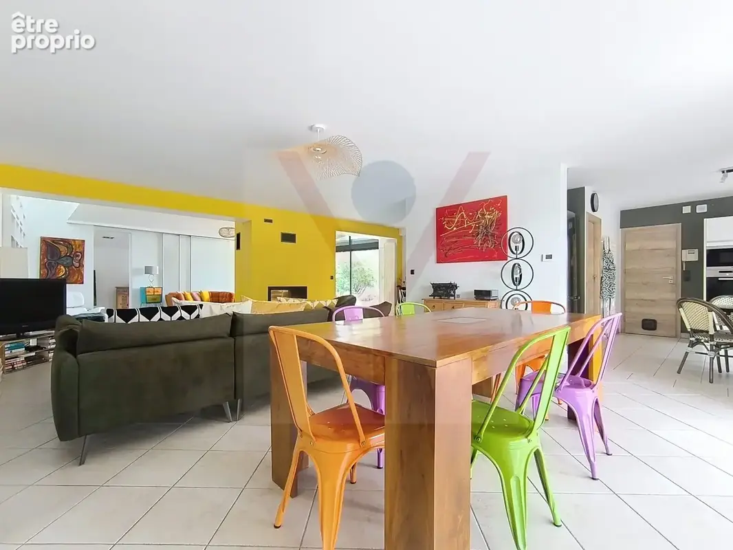 Maison 6 pièces 205 m² à vendre à Peronnas (01960) - photo 7