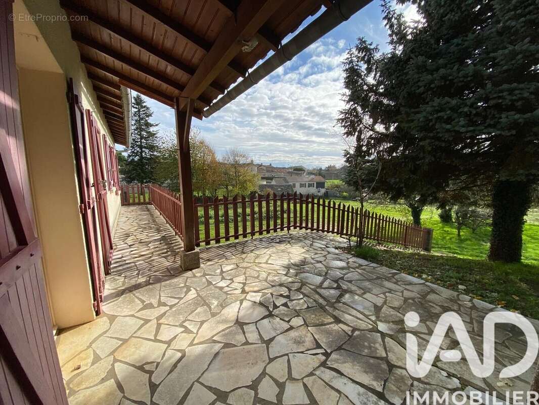 Photo 2 - Maison à MENIGOUTE