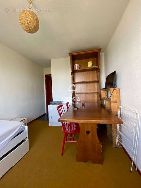 Studio à renover et à aménager selon vos envies ! - photo 8