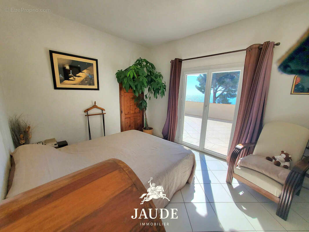 Maison à SAINT-RAPHAEL