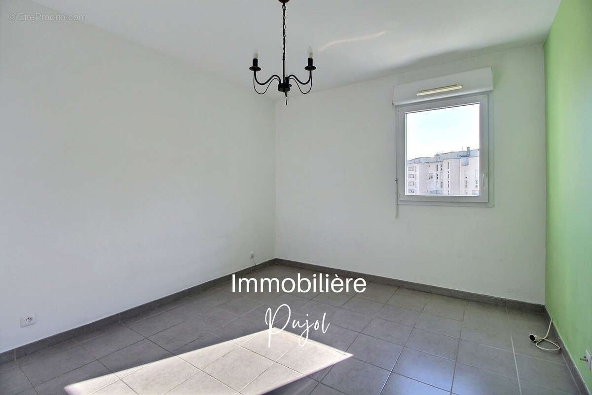 Appartement à MARSEILLE-10E