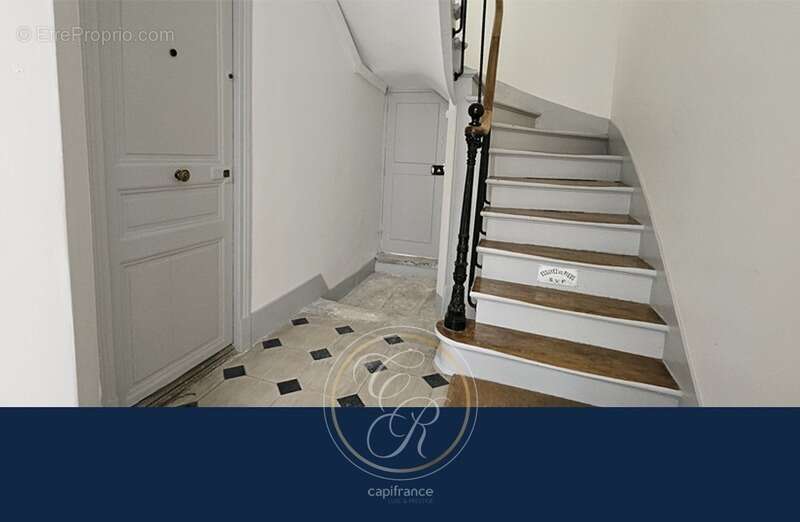 Appartement à PARIS-14E