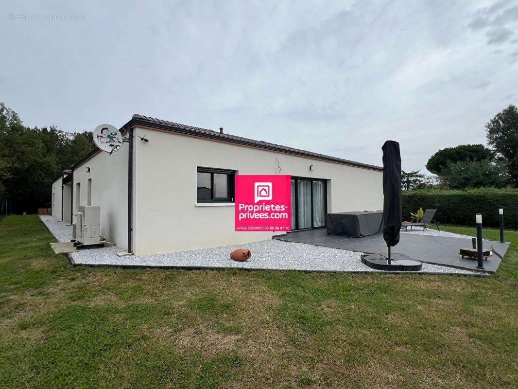 Maison à LE PASSAGE