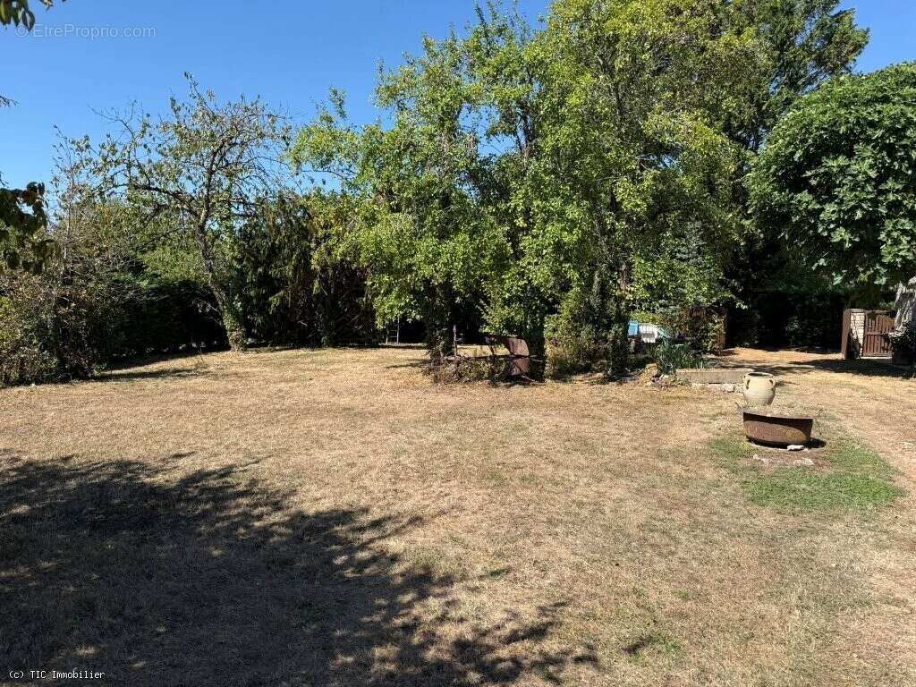 Maison de Campagne au Calme Avec 3 Chambres et Terrain - photo 20